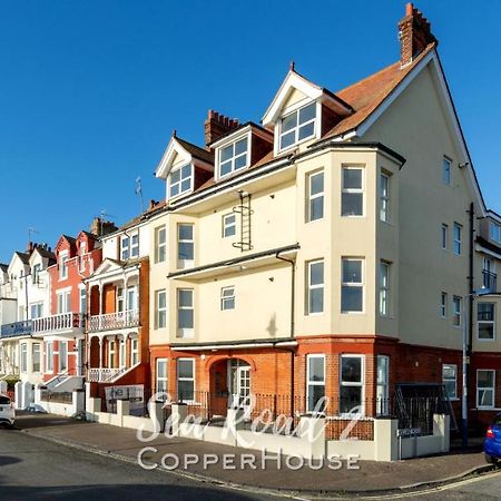 Beautiful Apartments On The Sea Front - Sea Road 2 Felixstowe Exteriér fotografie