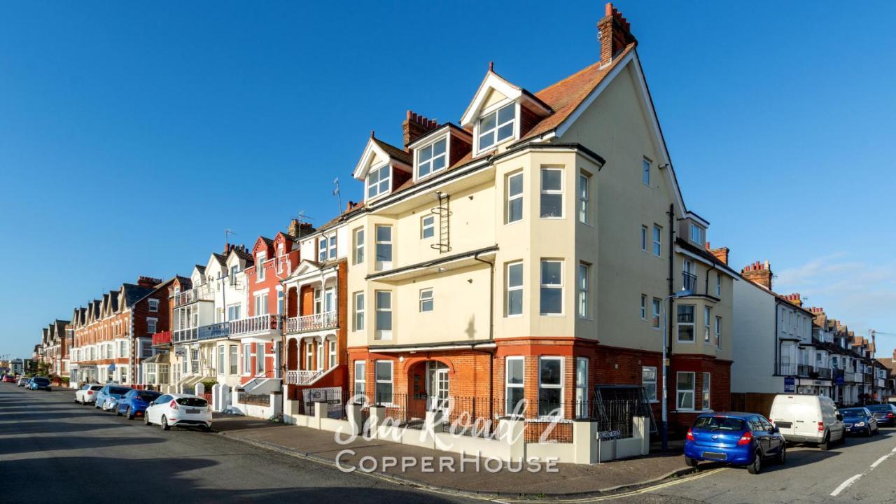 Beautiful Apartments On The Sea Front - Sea Road 2 Felixstowe Exteriér fotografie